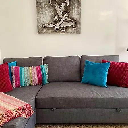 Annika Villa Stalije