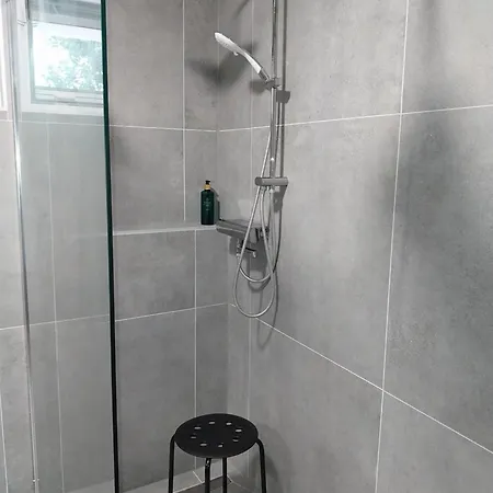 Annika Villa Stalije