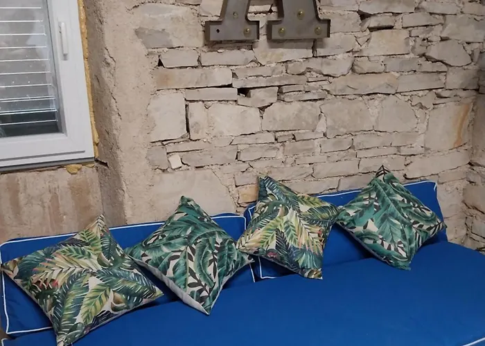 Βίλα Annika Stalije