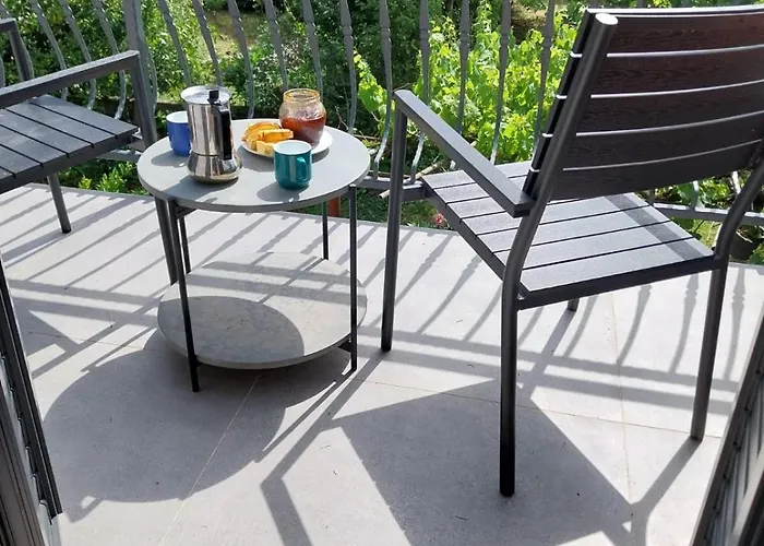 Annika Βίλα Stalije